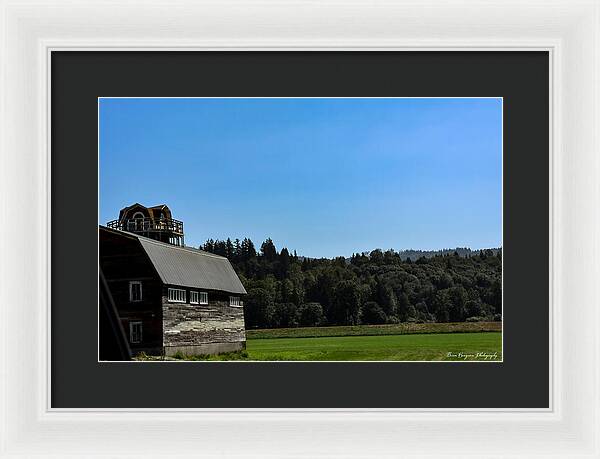 Old Barn - Framed Print