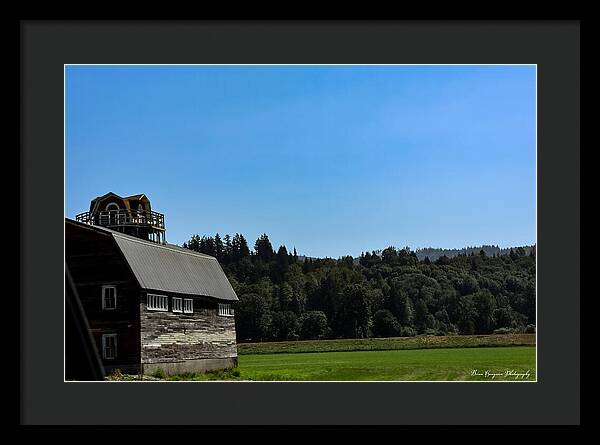 Old Barn - Framed Print