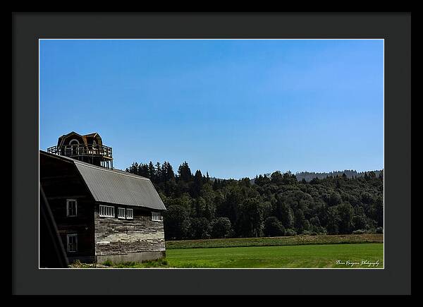 Old Barn - Framed Print