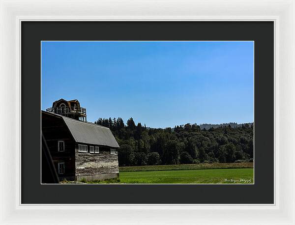 Old Barn - Framed Print