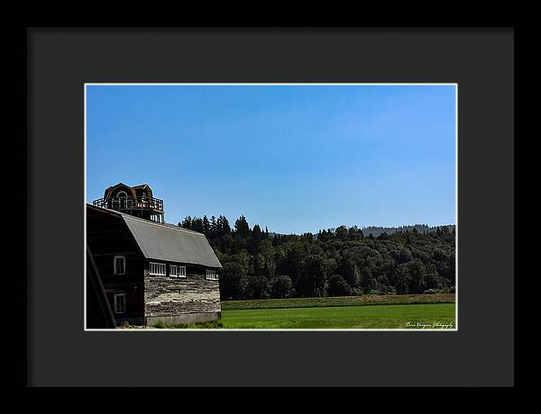 Old Barn - Framed Print