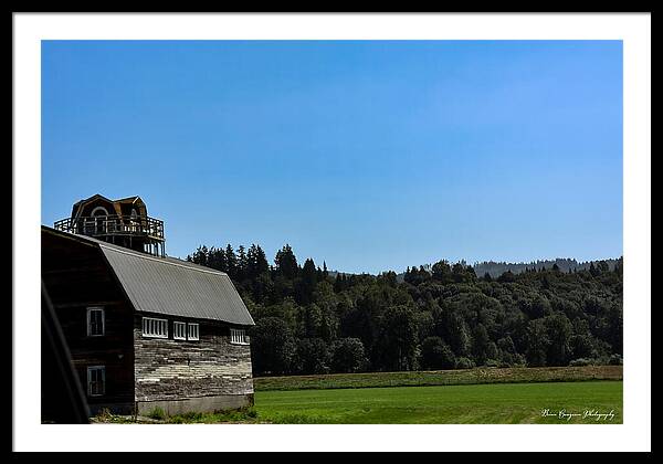 Old Barn - Framed Print