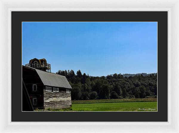 Old Barn - Framed Print