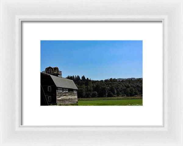Old Barn - Framed Print