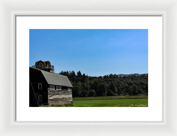 Old Barn - Framed Print