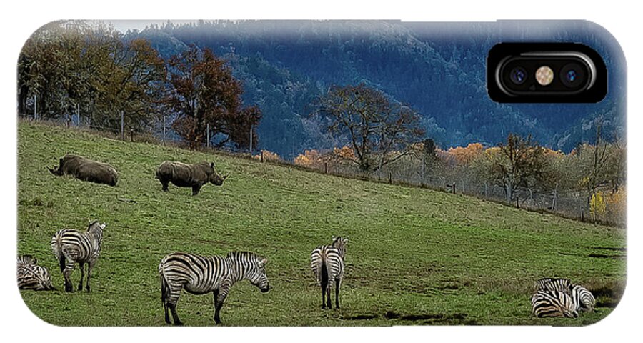 On the range - Phone Case