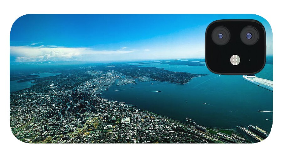 Over looking Seattle - Phone Case