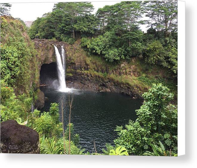 Rainbow falls HAWAII - Canvas Print