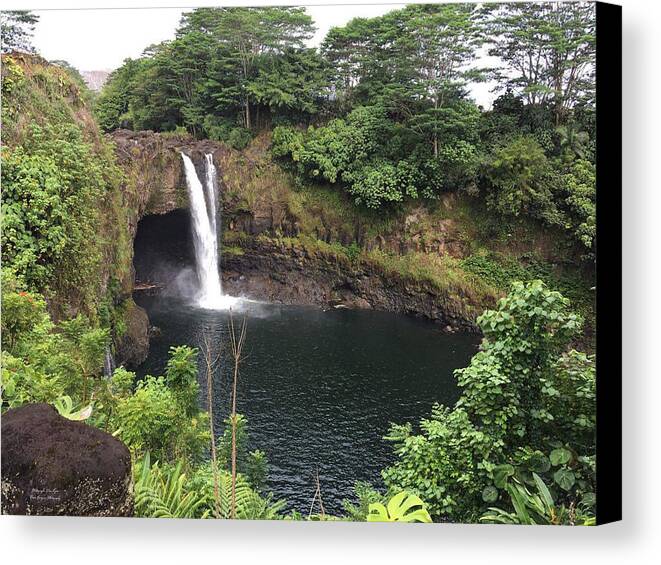 Rainbow falls HAWAII - Canvas Print