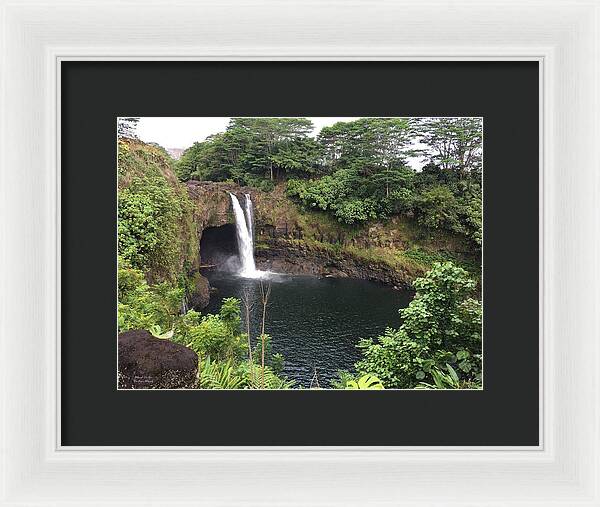 Rainbow falls HAWAII - Framed Print