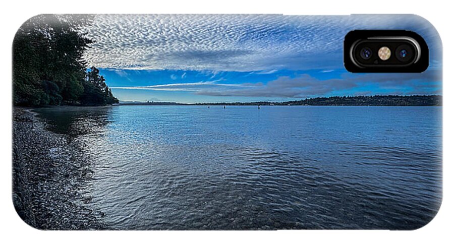 Reflection of the clouds - Phone Case