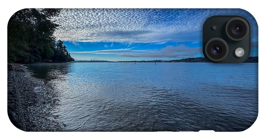 Reflection of the clouds - Phone Case