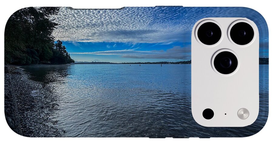 Reflection of the clouds - Phone Case