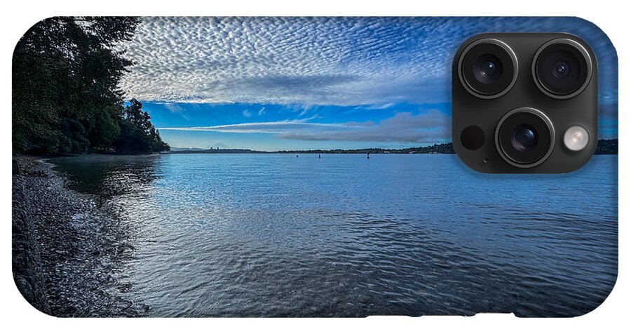 Reflection of the clouds - Phone Case