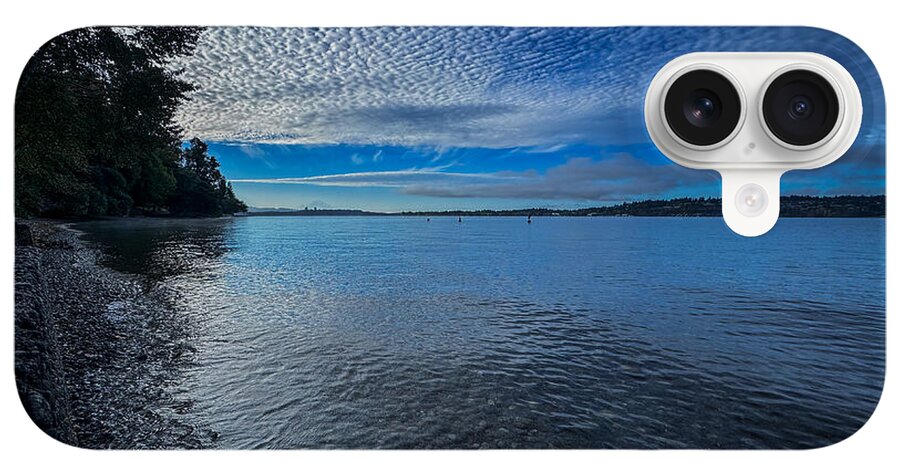Reflection of the clouds - Phone Case