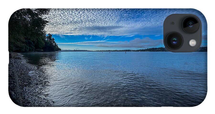 Reflection of the clouds - Phone Case