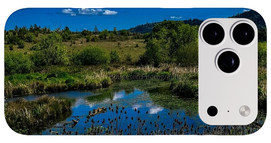 Refuge in the wild - Phone Case
