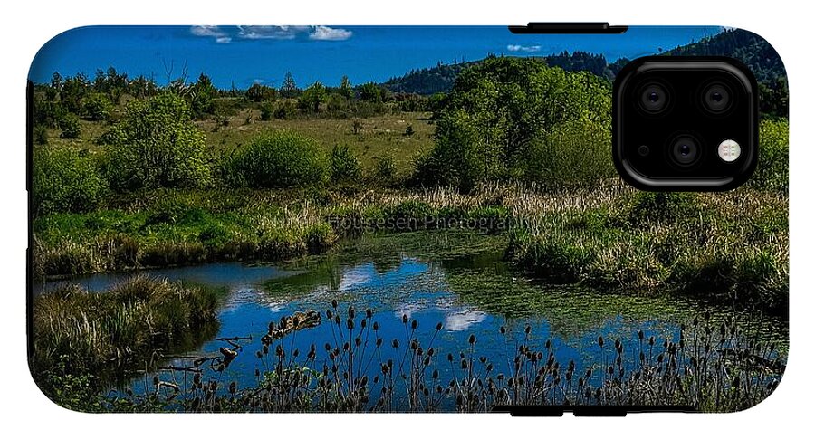 Refuge in the wild - Phone Case