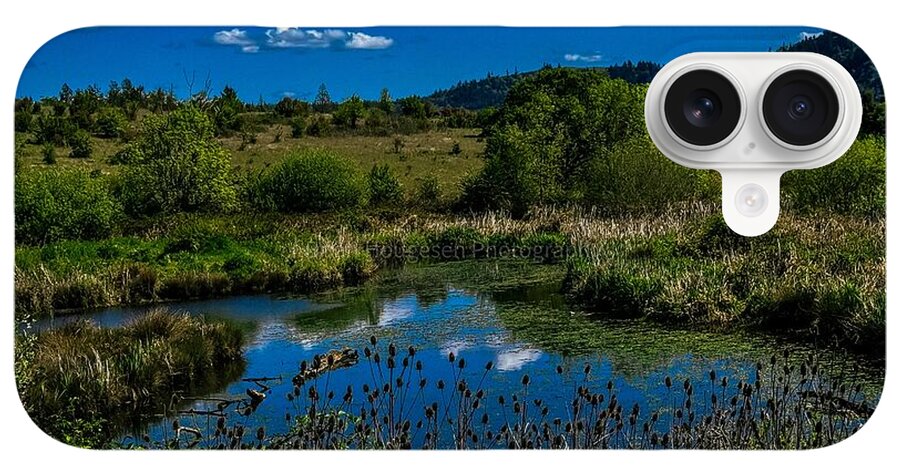 Refuge in the wild - Phone Case