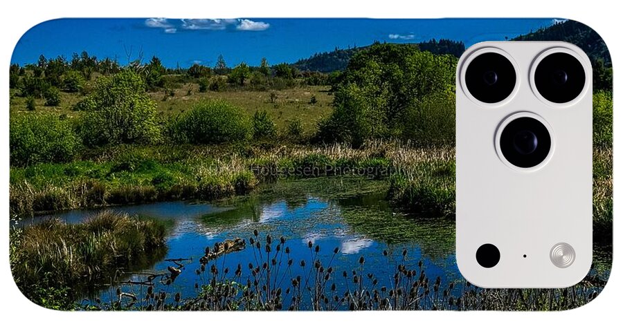Refuge in the wild - Phone Case