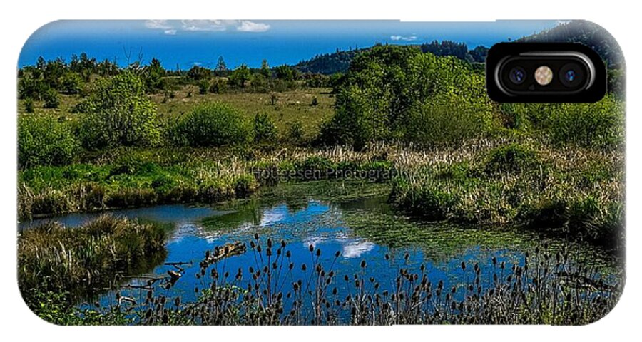 Refuge in the wild - Phone Case