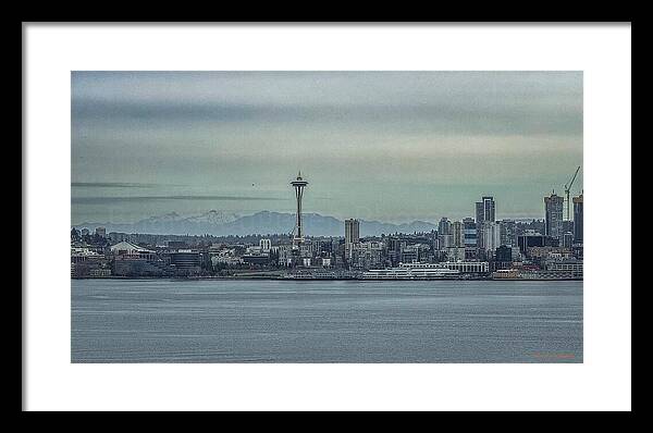 Seattle sky line - Framed Print