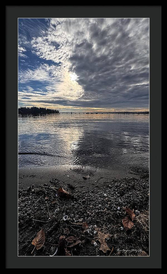 Sun clouds - Framed Print