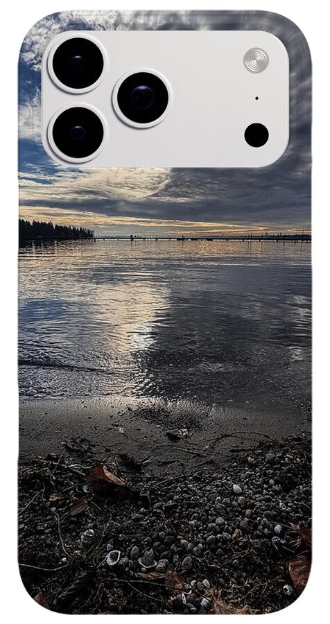 Sun clouds - Phone Case