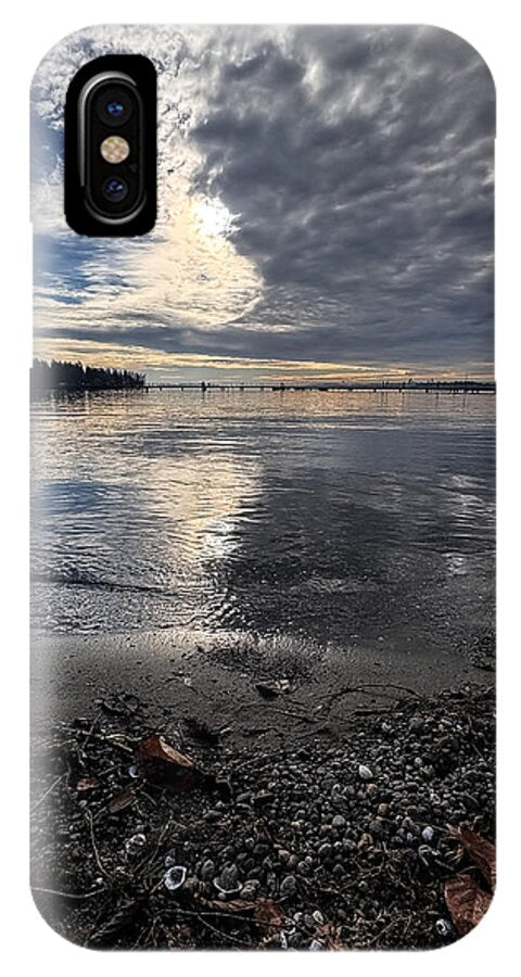 Sun clouds - Phone Case