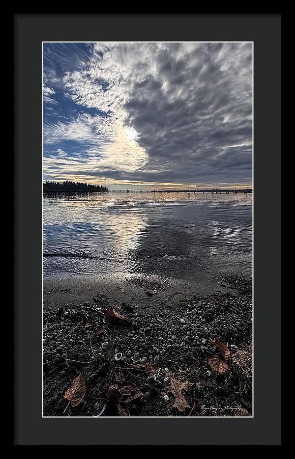 Sun clouds - Framed Print
