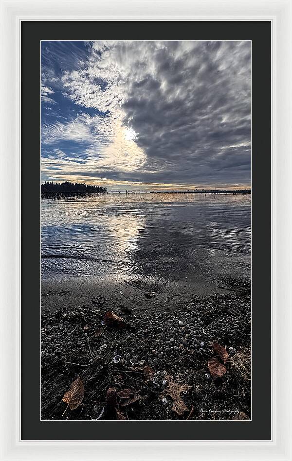 Sun clouds - Framed Print