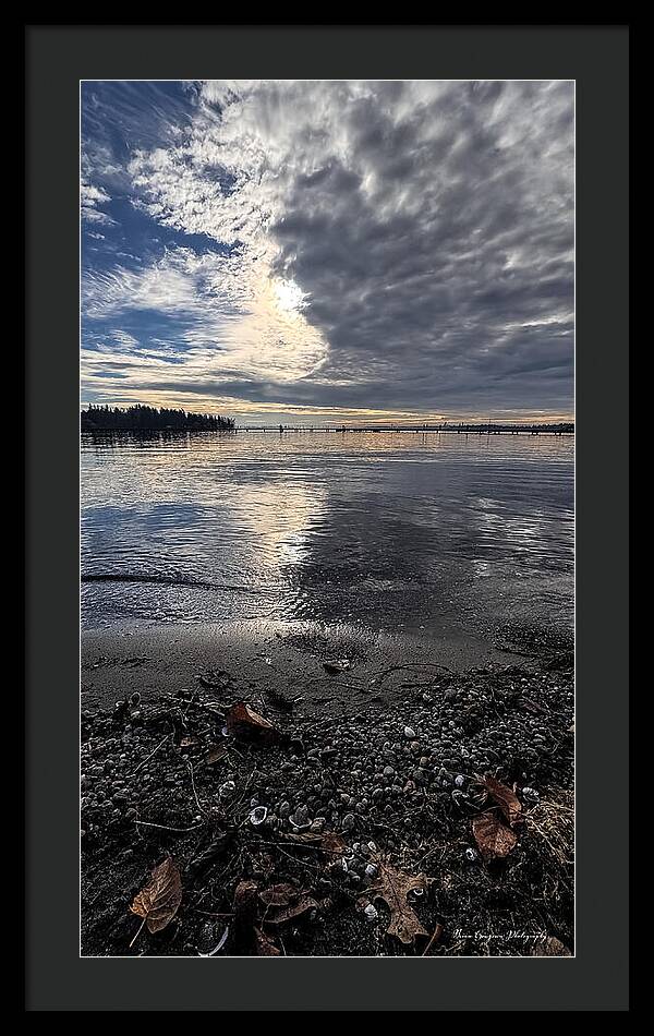 Sun clouds - Framed Print