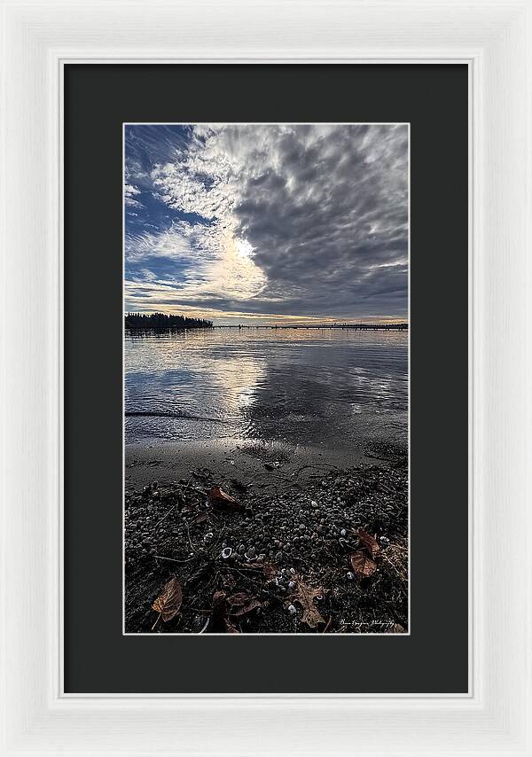 Sun clouds - Framed Print