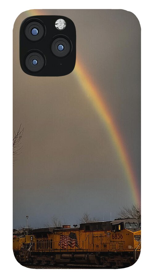 Train at the end of the rainbow - Phone Case