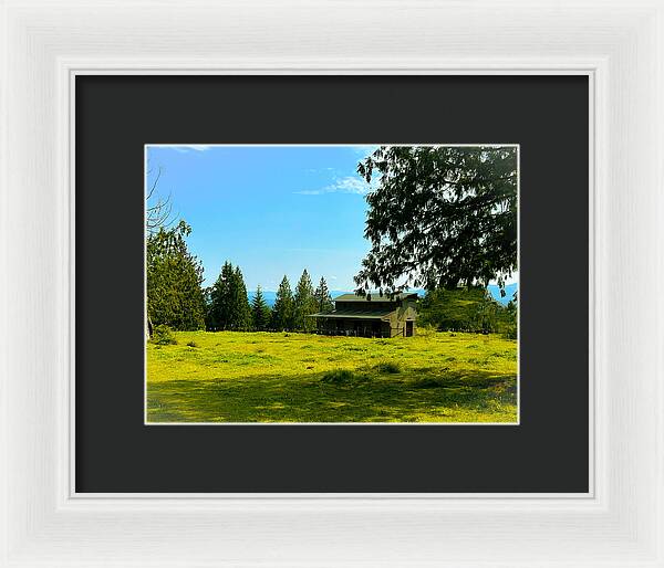 Valley view - Framed Print