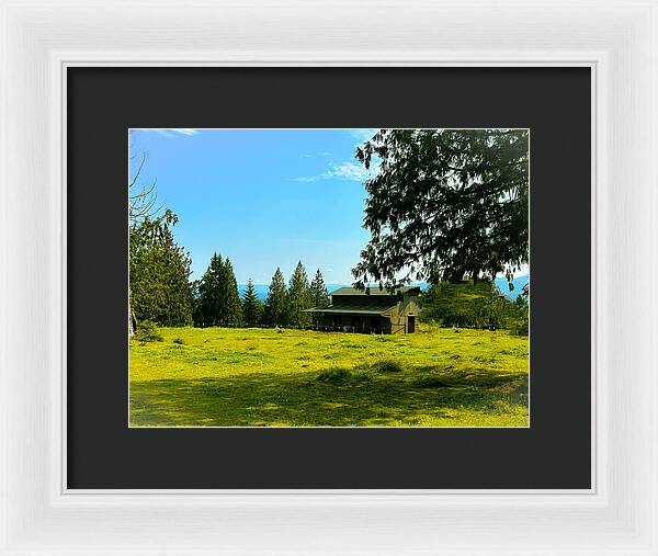 Valley view - Framed Print