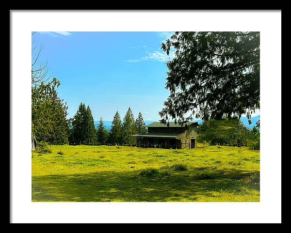 Valley view - Framed Print