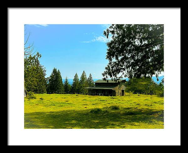 Valley view - Framed Print
