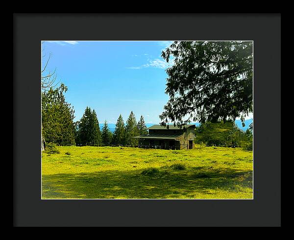 Valley view - Framed Print