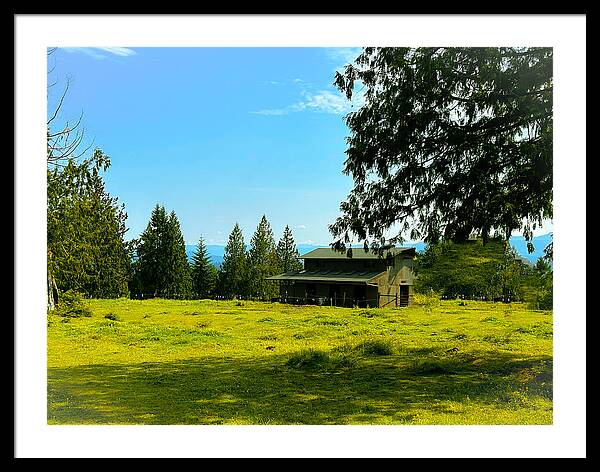 Valley view - Framed Print