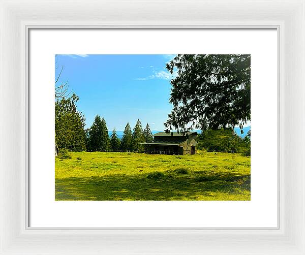 Valley view - Framed Print