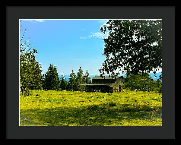 Valley view - Framed Print