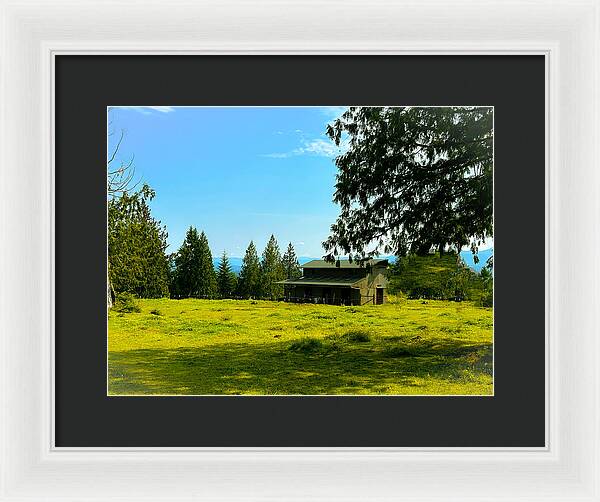 Valley view - Framed Print