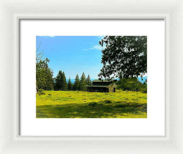 Valley view - Framed Print