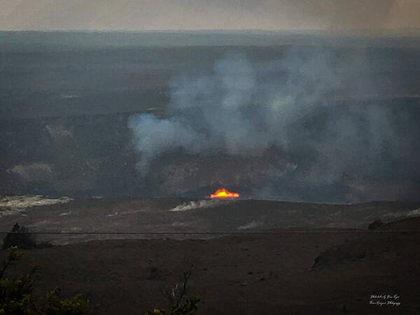 Volcano in Hawaii - Art Print