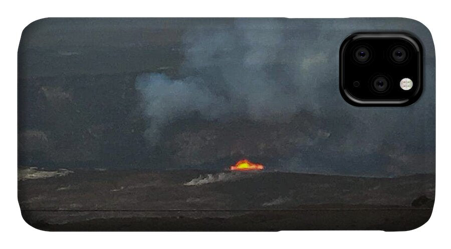 Volcano in Hawaii - Phone Case