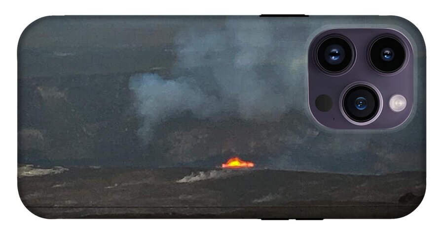 Volcano in Hawaii - Phone Case