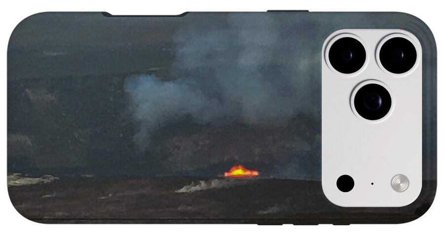 Volcano in Hawaii - Phone Case