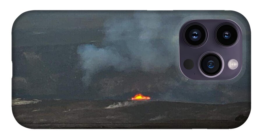 Volcano in Hawaii - Phone Case