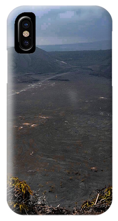 Volcano Planes - Phone Case